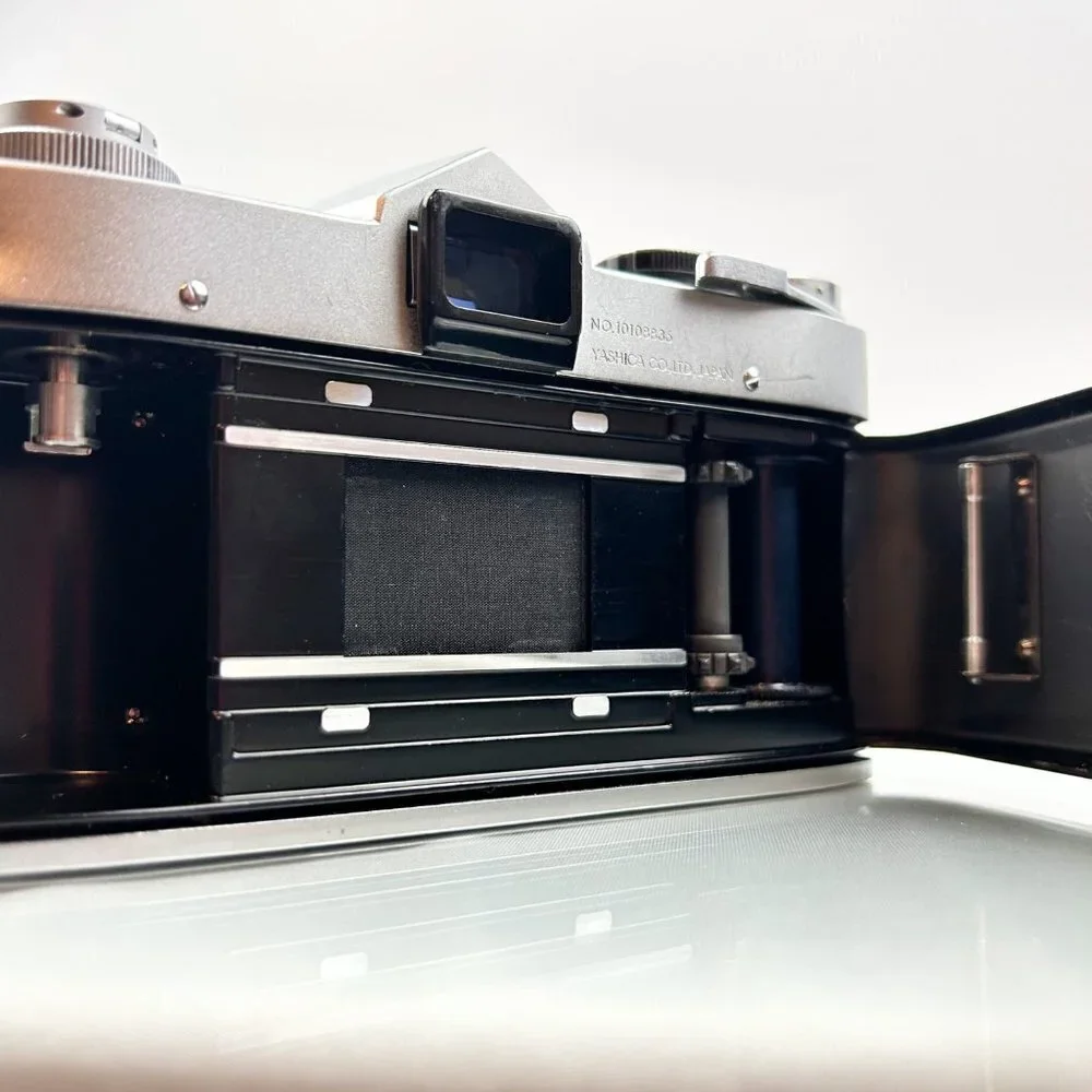 YASHICA J Penta 35mm Film Camera with Shutter Release Grip